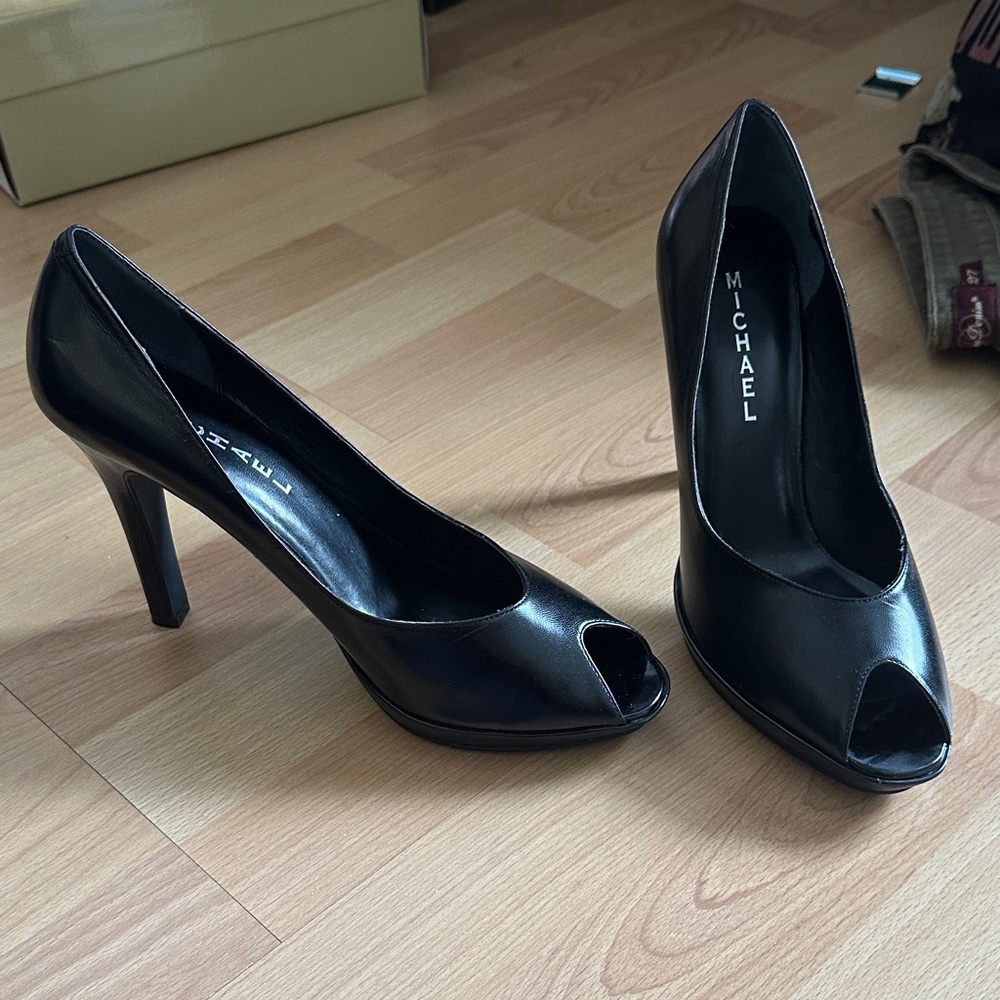 Michaels Classic Black Peep Toe Heels